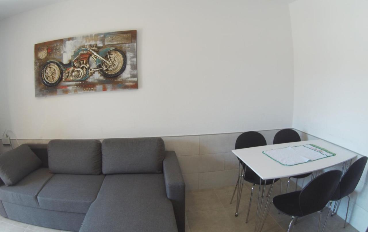 Ferienwohnung Alexa House Costa De Antigua Exterior foto